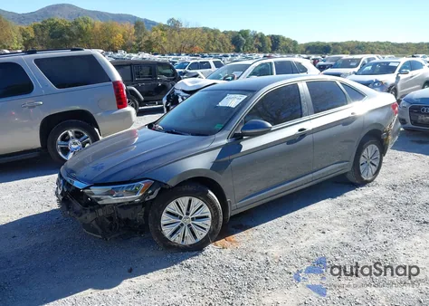 2019 Volkswagen Jetta 1.4T R-Line/1.4T S/1.4T Se z USA, uszkodzony, nr VIN 3VWC57BU3KM180594